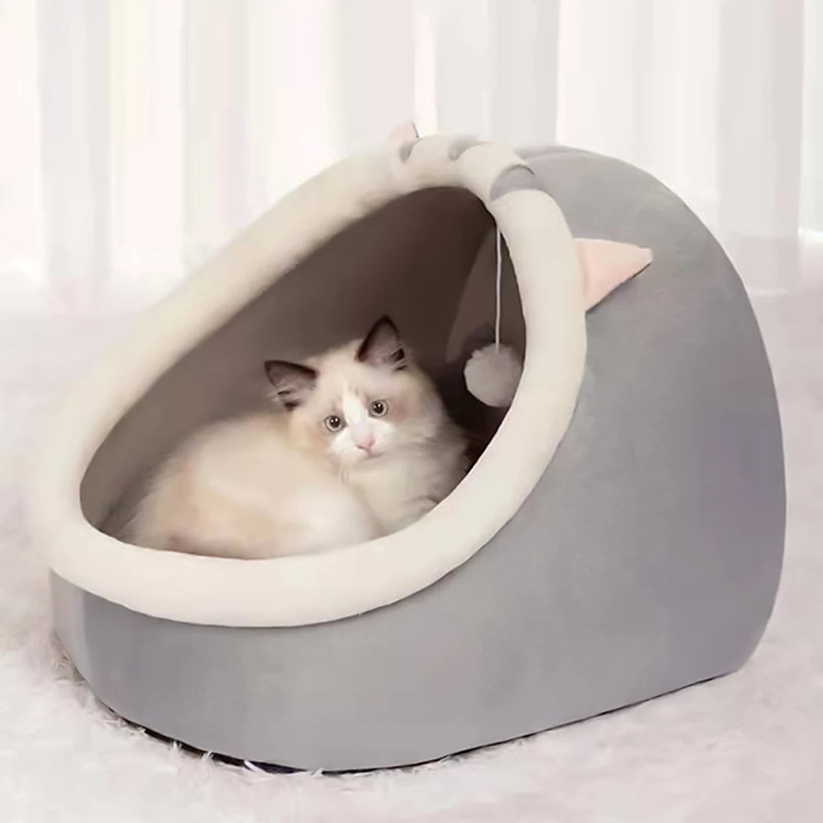 Warm Semi-Closed Cat Nest Bed